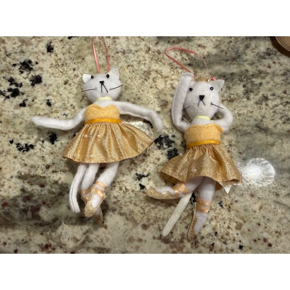 2 Target Wool felt Ballet Cat Ornaments Tulle Skirts Pearl Christmas tree decor